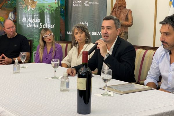 Ministerio compró biromes por $5 millones para un evento oficial: empresa beneficiada tiene domicilio fiscal en Corrientes