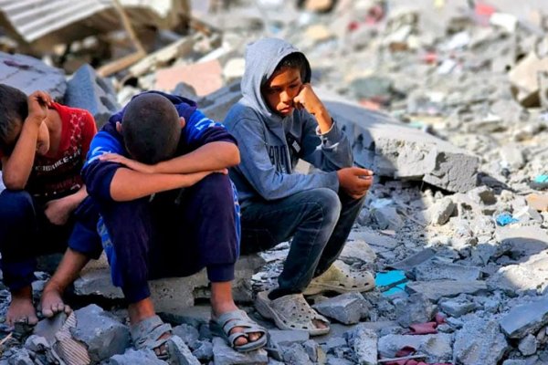 Israel insiste con sus ataques aéreos a Gaza: este miércoles mató a 43 civiles palestinos