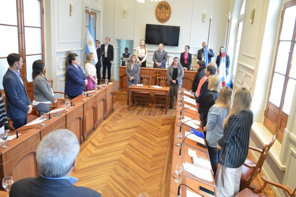 El HCD impuso nombres a calles, a una plaza y distinguió al arzobispo emérito