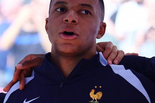 Mbappé no fue convocado en Francia pese a estar recuperado