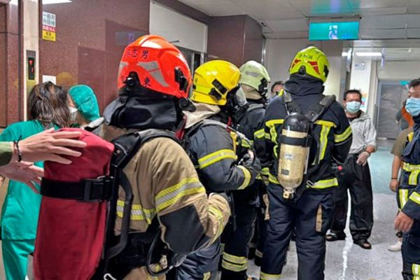 Un incendio en un hospital de Taiwán causa 8 muertes