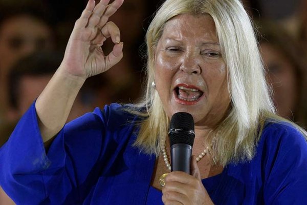 Elisa Carrió dijo que a Mauricio Macri “se lo están tragando” y llamó “roedor” a Javier Milei