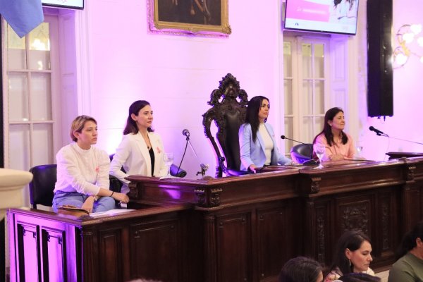 ONG, médicos, pacientes y diputados provinciales unidos contra el Cáncer de Mama