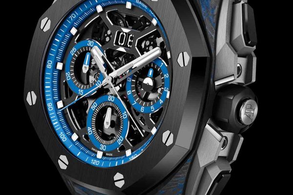 UN NUEVO CARBONO FORJADO HACE SU DEBUT EN LA COLECCIÓN ROYAL OAK CONCEPT DE AUDEMARS PIGUET