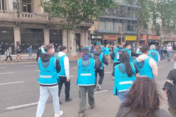 Nueva represión en el Congreso: estudiantes y periodistas, foco de la violencia institucional