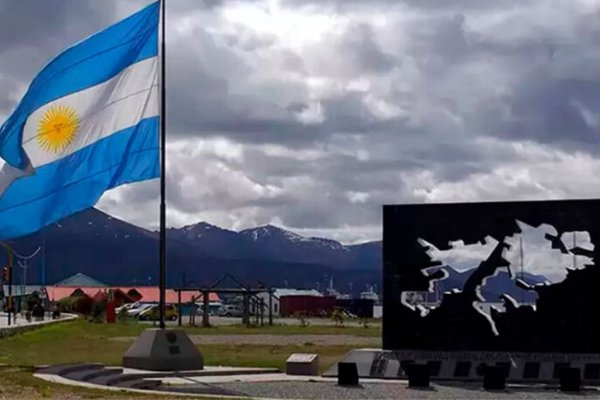 ¿Entrega de la soberanía?: el Gobierno expuso ante diplomáticos británicos un mapa argentino sin las Islas Malvinas