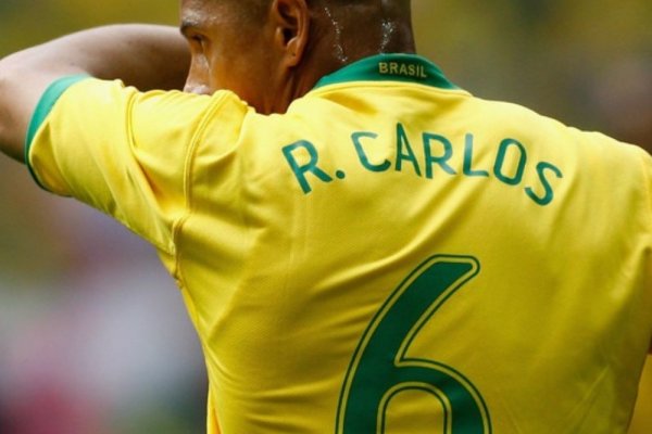 Roberto Carlos eligió al mejor jugador de la historia: 