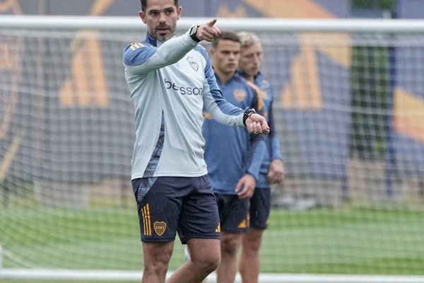 Gago confirmó que no llamó a Paredes para que venga a Boca