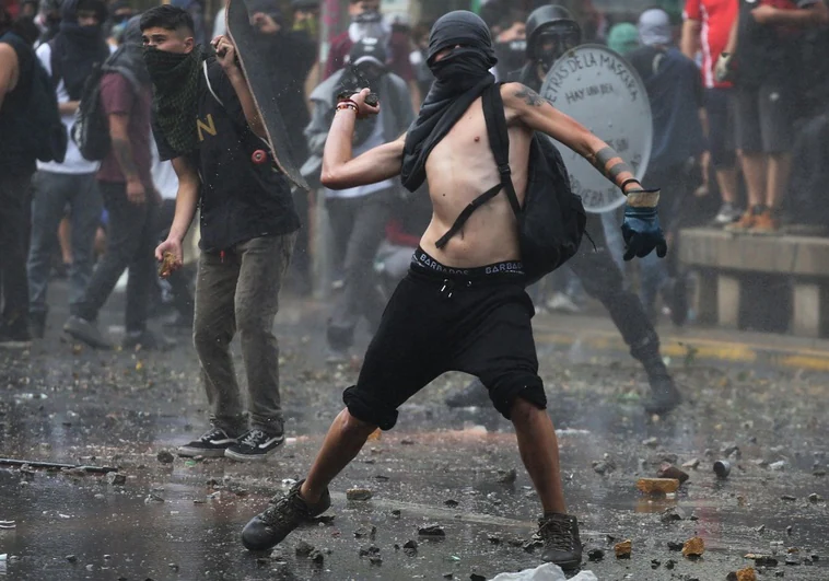 Cinco años del estallido social de Chile: silencio en el aniversario de unas protestas que cada vez generan más rechazo