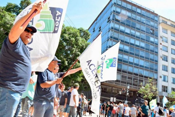 El Sindicato de Aceiteros de San Lorenzo cuestionó la “criminalización de la protesta en Santa Fe”