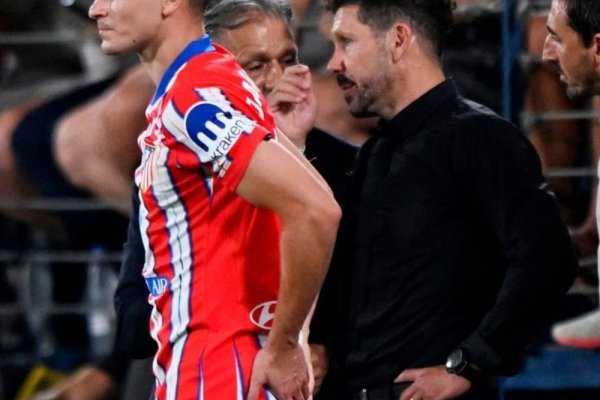 Simeone llenó de elogios a Julián Álvarez y aseguró que cada vez está mejor