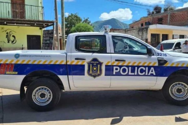 Cansado de los robos, un comerciante ató a un poste a dos presuntos ladrones en Salta