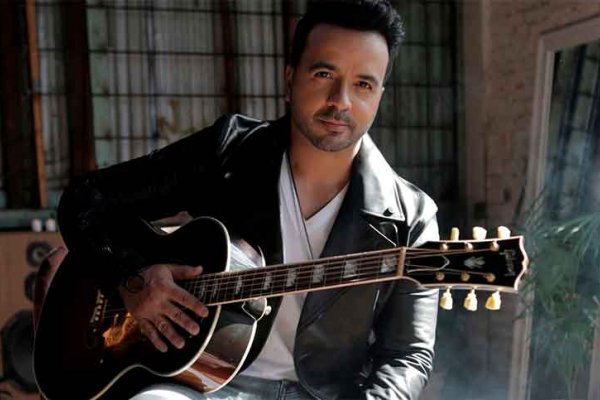 Luis Fonsi festeja sus 25 años de carrera en Rosario