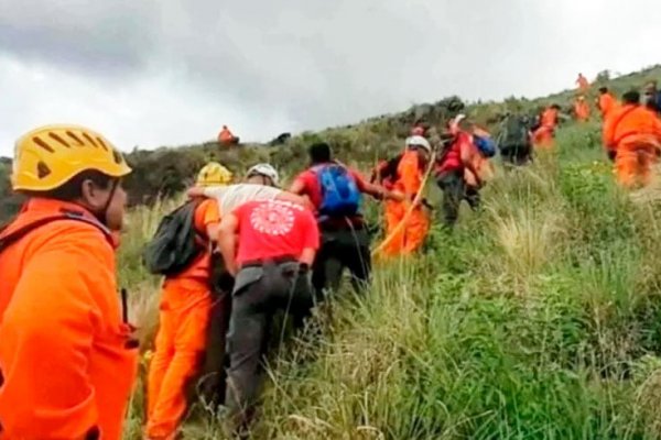 Amplio operativo para rescatar a once estudiantes rosarinos que se intoxicaron en el Cerro Champaquí