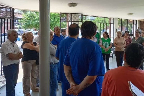 Trabajadores del Hospital Escuela en alerta por salarios, despidos y persecuciones