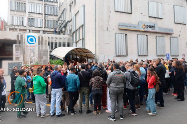 Asamblea de trabajadores en Pami 1: “Va a continuar funcionando sin problemas”