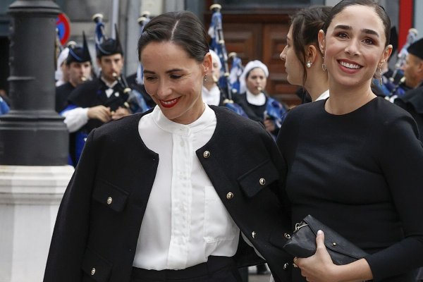 Las invitadas más elegantes de los premios Princesa de Asturias 2024 son estas dos hermanas con looks clásicos con rollo