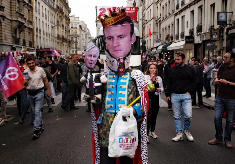 Los franceses piensan que los políticos y el Gobierno está hundiendo Francia