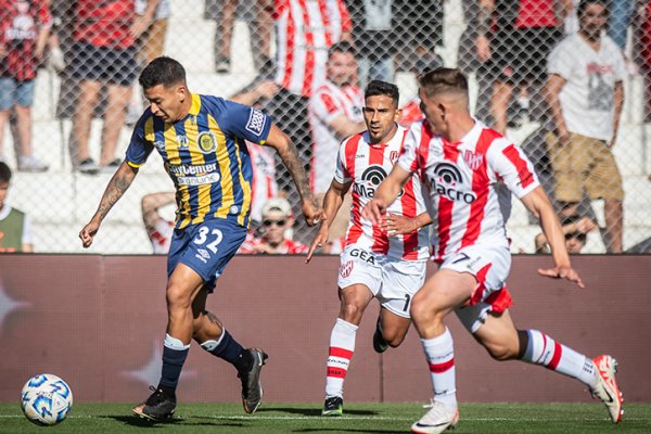 En un partido para el bostezo, Central empató sin goles con Instituto en Córdoba