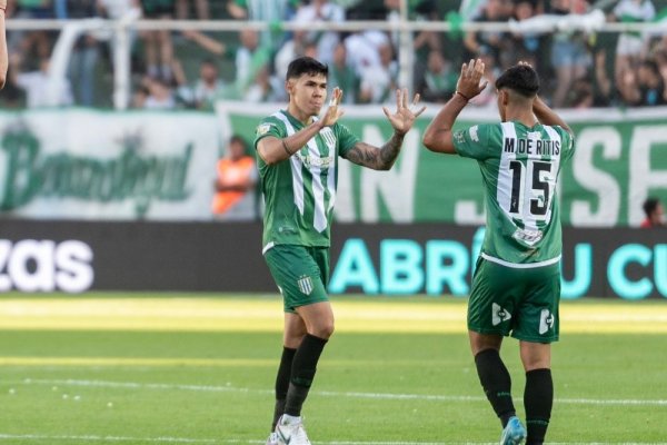 Con la cabeza puesta en Corinthians, Racing no pudo ante Banfield