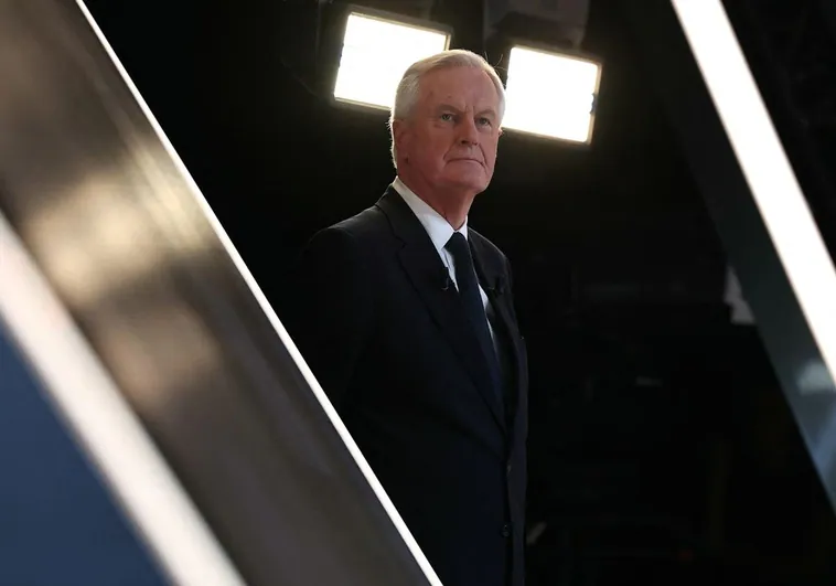 Barnier, operado de una lesión cervical