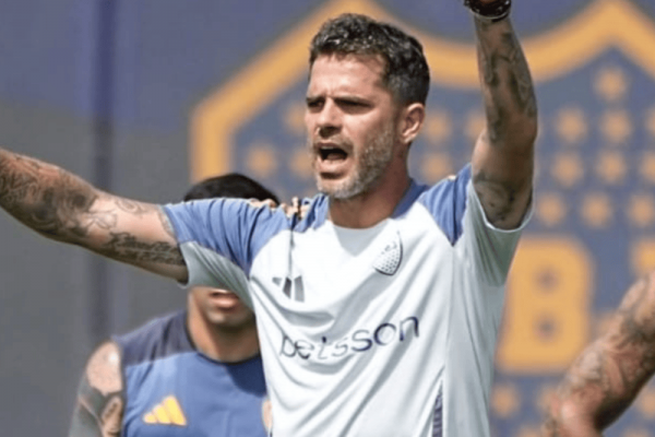 El plan de Gago en Boca: Entrenar en Casa Amarilla y la Bombonera