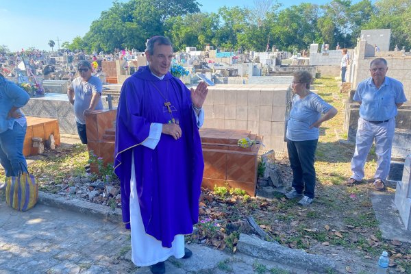 DIFUNTOS! Monseñor Canecin alentó a tener una memoria agradecida de quienes se nos adelantaron al Padre