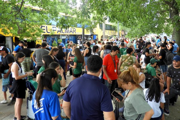 JUEGOS EVITA! Más de 300 deportistas de Corrientes partieron a Mar del Plata