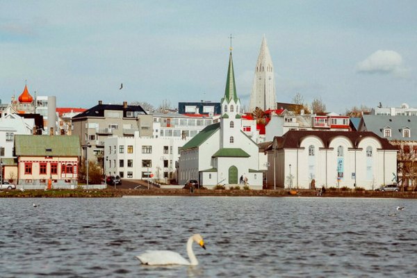 Islandia probó la semana laboral de 4 días: aumento de productividad y baja tasa de desempleo   