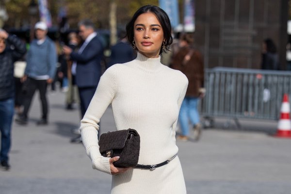 Vestidos de invierno para combinar con botas de forma sofisticada: del largo de punto al estilo boho