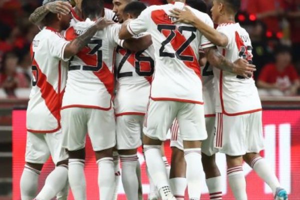 Escándalo en Perú antes de visitar a la Selección Argentina