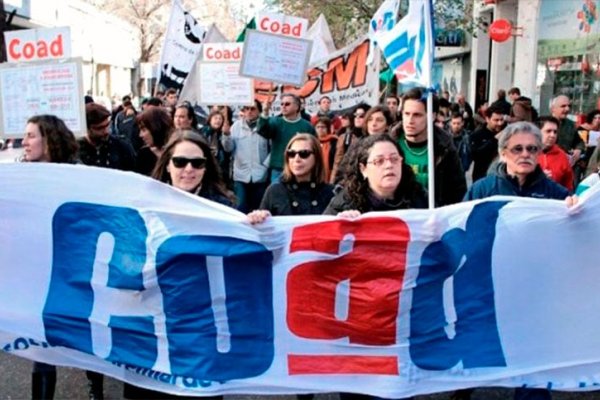 Los docentes universitarios protestarán el 11 de noviembre con un festival frente a la Facultad de Medicina