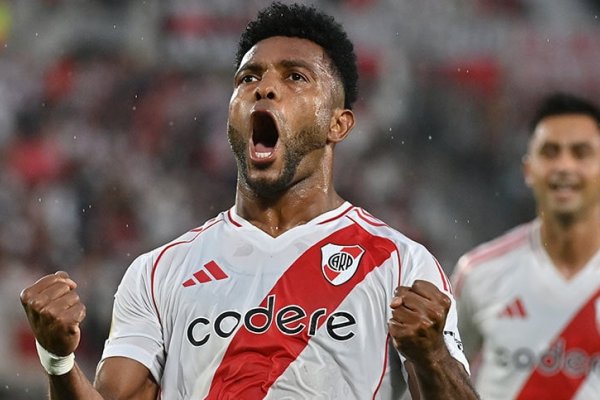 River se despertó en el complemento y goleó a Barracas