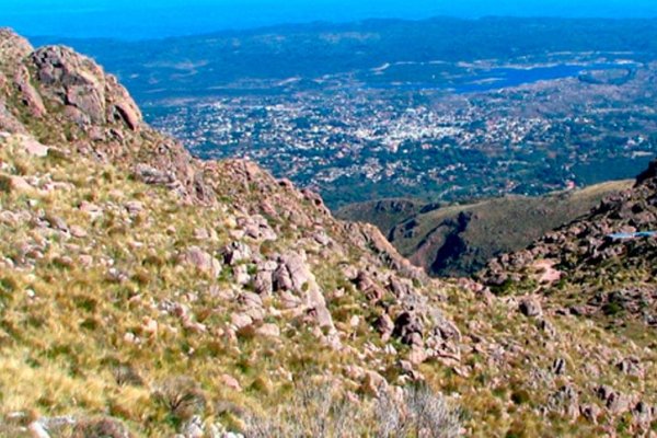 Un turista murió en el cerro Champaquí mientras hacía senderismo