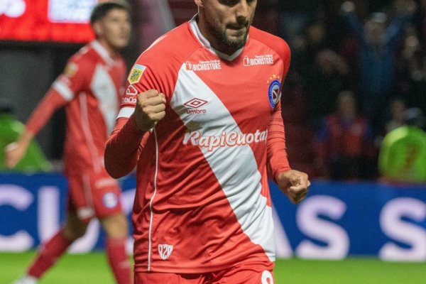 Argentinos le ganó a Banfield y sueña con la Copa Sudamericana