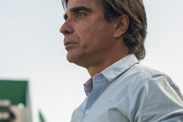 Javier Sanguinetti fue presentado como nuevo DT de Sarmiento