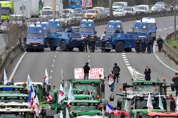 Los agricultores franceses protestan contra el acuerdo Unión Europea-Mercosur las importaciones que llegarían