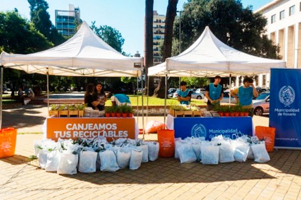 La jornada de canje reciclables llega al Mercado del Patio