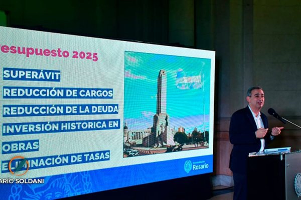 Javkin presentó el presupuesto 2025, con un fuerte anclaje en la obra pública