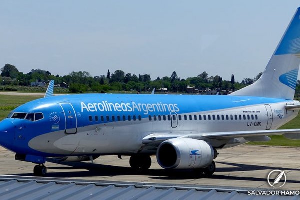 Tras meses de conflicto Aerolíneas Argentinas cerró acuerdo con los gremios