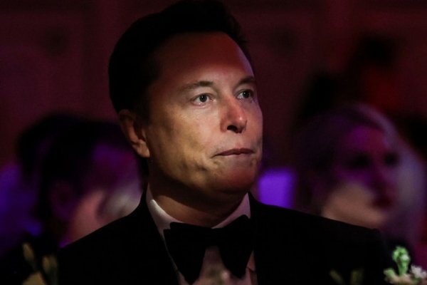 Musk se reúne con el embajador iraní ante la ONU para apaciguar las tensiones entre Washington y Teherán