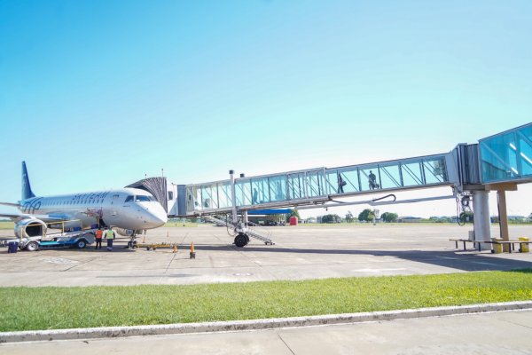 Optimiza infraestructura del Aeropuerto Piragine Niveyro y da más servicios