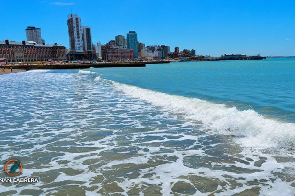 La temperatura del agua en Mar del Plata superó en octubre el promedio climatológico al alcanzar los 18,3°C