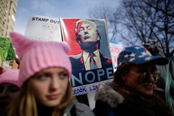 «Es hora de boicotear a todos los hombres»: el movimiento viral que ha ganado fuerza tras la reelección de Trump