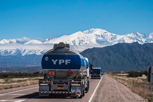 Vaca Muerta Sur: YPF avanza en un proyecto para duplicar las exportaciones que generará 21.000 millones de dólares anuales