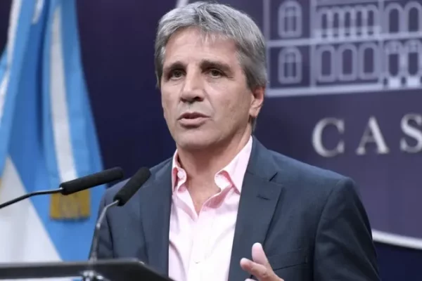 Nuevo ciclo financiero y los cuatro riesgos de reversión en el plan de Luis Caputo