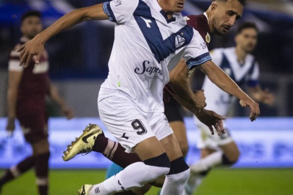 Vélez dejó puntos clave ante Lanús en un empate cargado de polémica