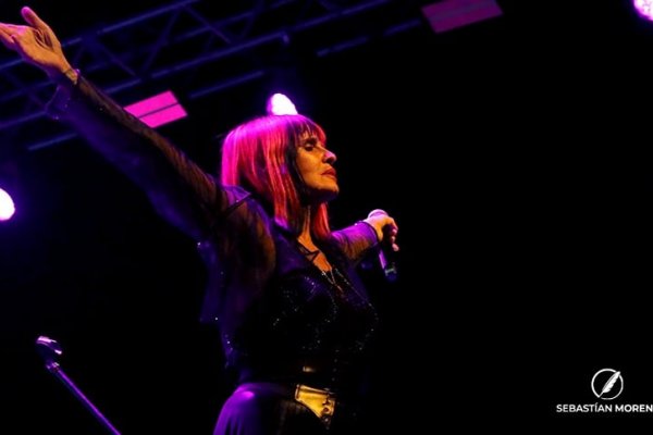 Fabiana Cantilo presentó su show sinfónico en Rosario