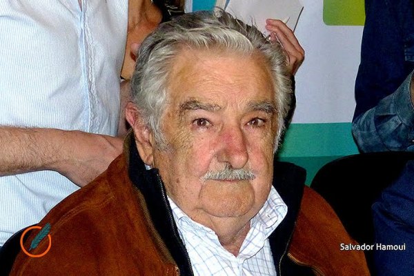 «Pepe» Mujica y un mensaje a los jóvenes: «La política no les construye esperanza»