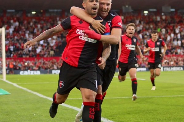 Con polémicas, Newell's sorprendió y le ganó a Independiente como local